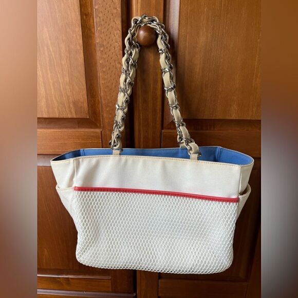 AUTH CHANEL TOTE BAG - Picture 2 of 16